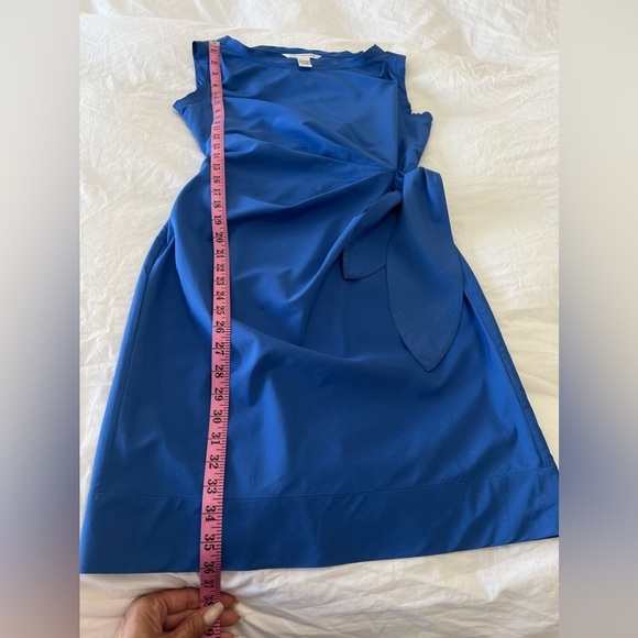 Diane Von Furstenberg | Women’s SZ 8 | Blue Side Tie Dress - Picture 4 of 9